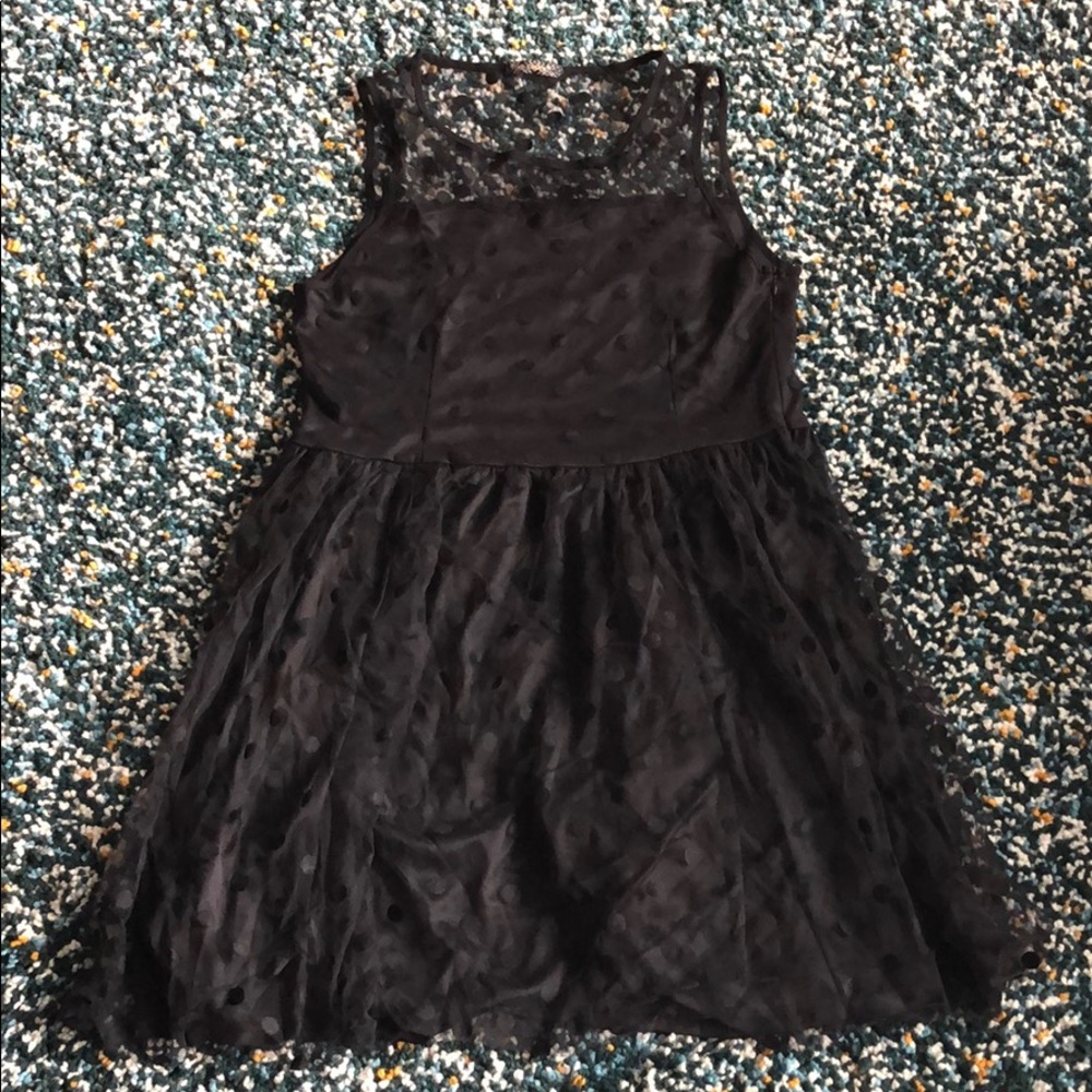 ‼️$10 CLEARANCE ‼️
 Black dot cute dress